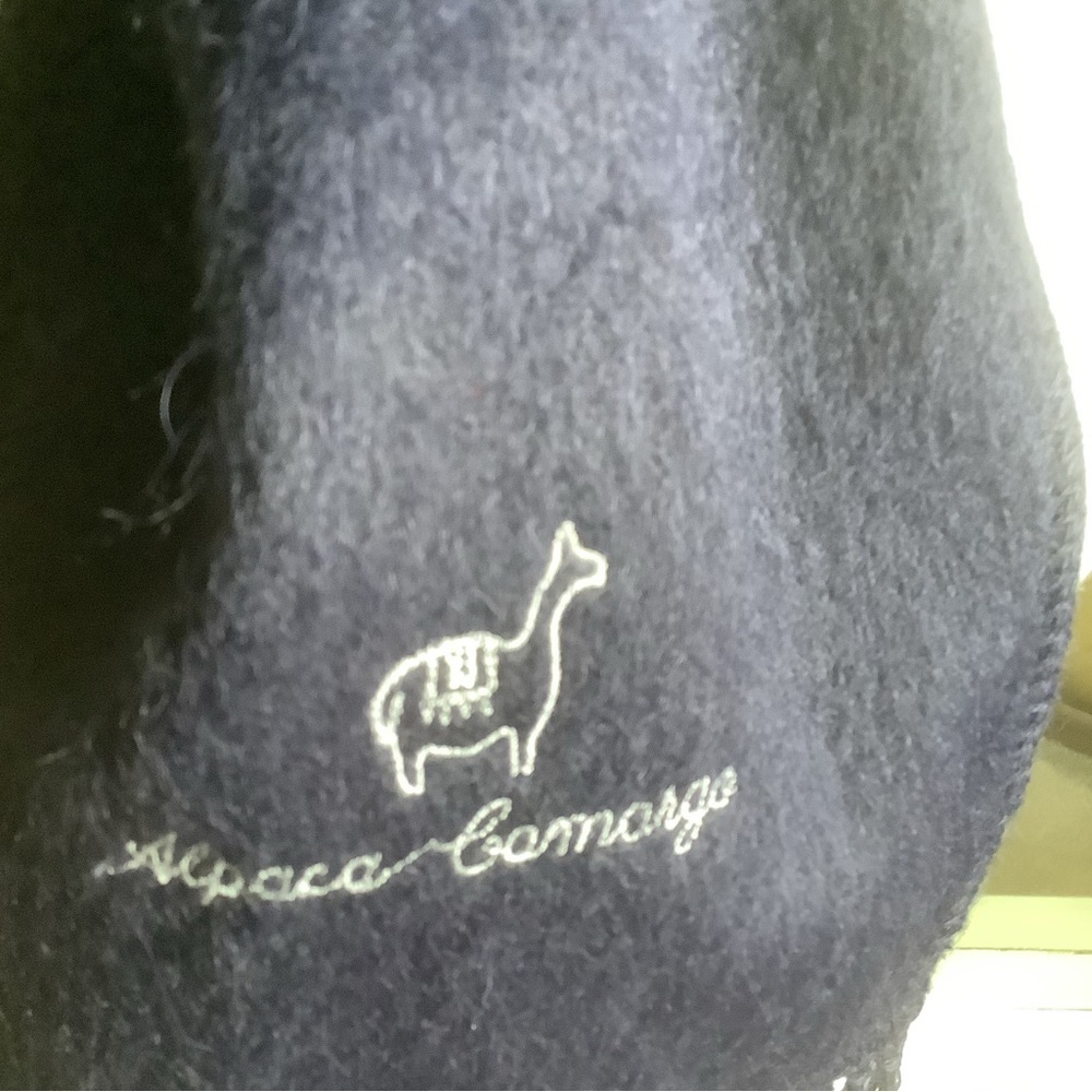 Alpaca Camargo Peru Rectangular Fringed Scarf - Picture 5 of 9